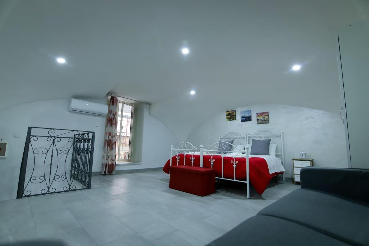 Вилла A'Casa E' Mamma' Неаполь Экстерьер фото